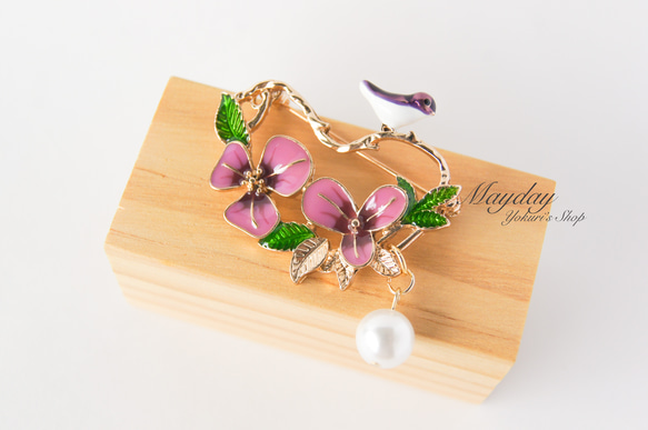 『優雅なブローチシリーズ　鳥とお花のブローチ』 3枚目の画像