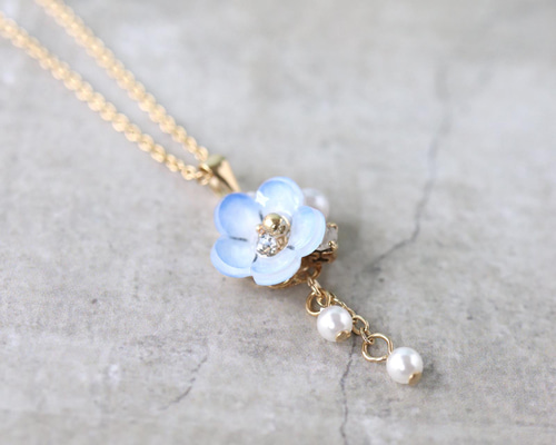 ネモフィラひと粒＊ネックレス(アイスブルー) ネックレス・ペンダント