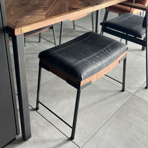 送料無料／[Y.T Stool]スツール 本革レザー 椅子 チェア 玄関 リビング