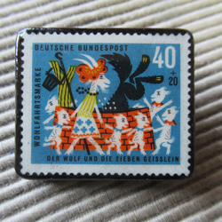 ドイツ　童話切手ブローチ　5151 1枚目の画像