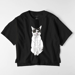 みーこ　おすわり　オーバーサイズTシャツ　猫　イラスト　ゆったり　ゆるかわ　白黒猫　保護猫　レディース 2枚目の画像