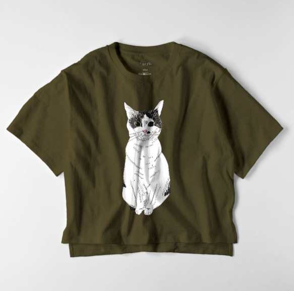 みーこ　おすわり　オーバーサイズTシャツ　猫　イラスト　ゆったり　ゆるかわ　白黒猫　保護猫　レディース 4枚目の画像