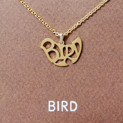 英語 “BIRD(鳥)” 文字絵 ペンダント 2枚目の画像