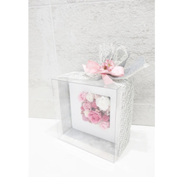 ピンクのプリザーブドフラワー ✿ Wood Frame  BOX付き　Charlo 　母の日2024 4枚目の画像