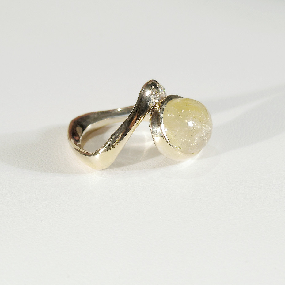 7.70ctルチルクォーツの指輪（リングサイズ：11号、サイズ変更可、針入り水晶、金線入り水晶、18K張り）