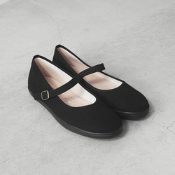 毎日履きたくなる大人の着回しシューズ・ストラップシューズ【シック