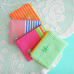 Striped Striped Mini Pouch (Mediterranean Flower no.6) 第7張的照片