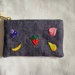 宝石刺繍のポーチ(ブルー) ポーチ kawazoe miho 通販 14209949｜Creema