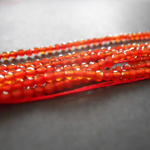 2mm/40ケ】カット入り天然石ビーズ。赤瑪瑙2mm/40ケ(+予備1)*【今