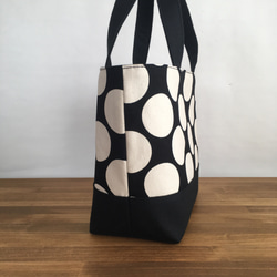 Canvas mini tote（黑色大圓點） 第2張的照片