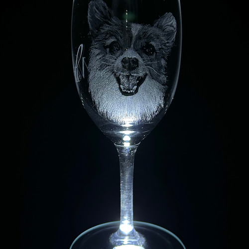 ワイングラスに❣️あなたのワンちゃん・ねこちゃんをそっくりに彫り