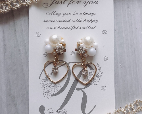 【620】ビジューとハートのピアス／イヤリング／ラインストーン 620】ビジューとハートのピアス／イヤリング／ラインストーン