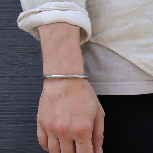 錫 (スズ) × silver バングル【Hammered Tin Bangle 】刻印 名