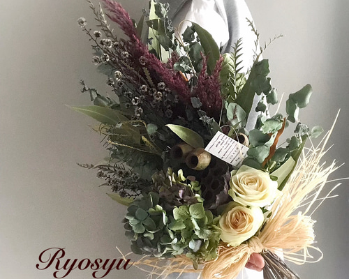 ドライフラワー・白バラと紫陽花のスワッグ スワッグ お花作家