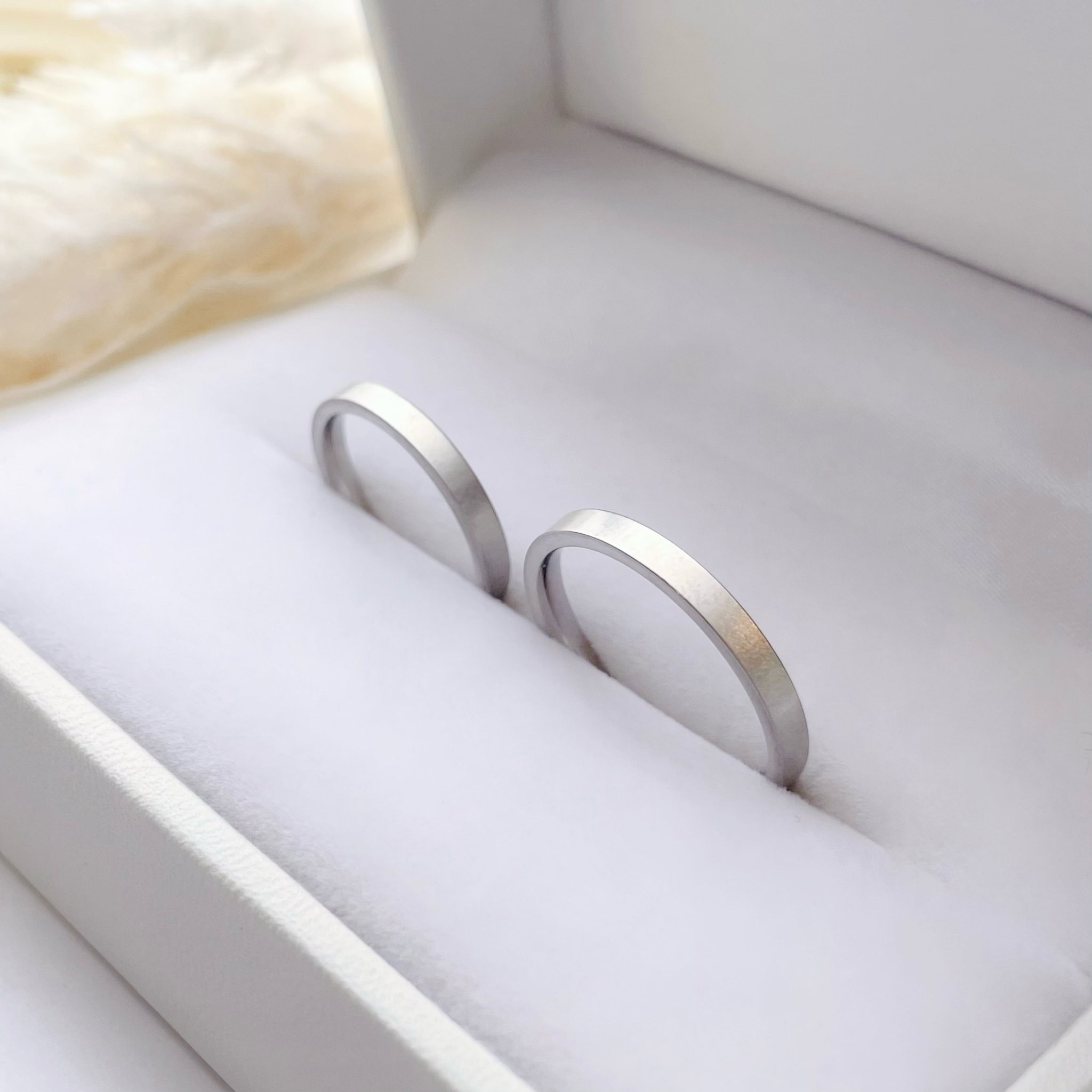 【20％オフクーポン配布中】＊シンプルマットペアリング 結婚指輪 サージカルステンレス 刻印 結婚指輪 シルバー 記念日