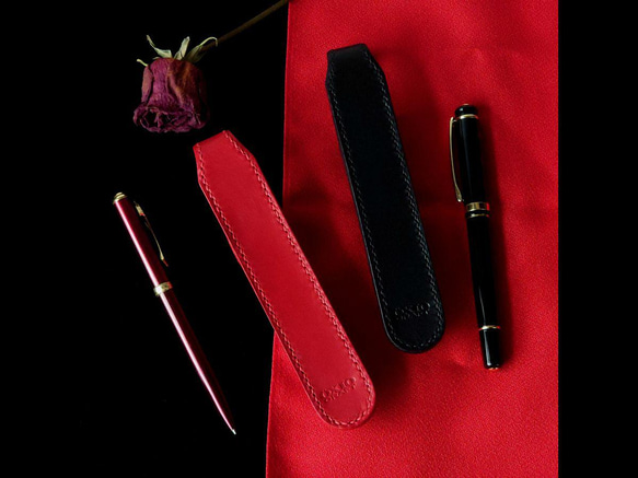 革の手縫いドーム型 ペンケース【3色カラー選択】名入れ可 絞りペンケース・一本挿し ※袋ラッピング無料 8枚目の画像