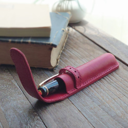 革の手縫いドーム型 ペンケース【3色カラー選択】名入れ可 絞りペンケース・一本挿し ※袋ラッピング無料 18枚目の画像