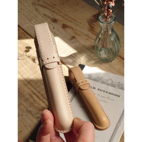 革の手縫いドーム型 ペンケース【3色カラー選択】名入れ可 絞りペンケース・一本挿し ※袋ラッピング無料 10枚目の画像