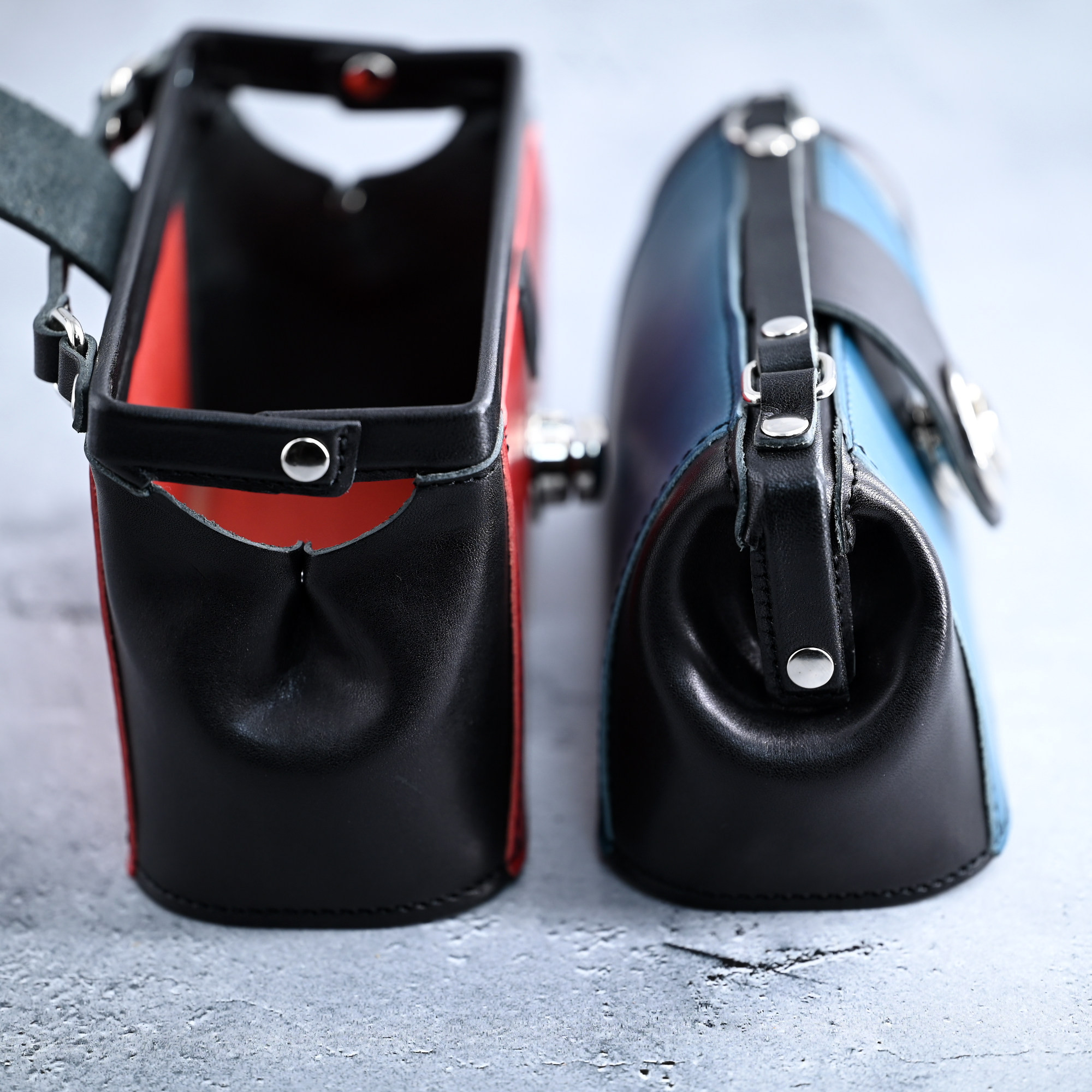 ダレスバッグ型ポーチ　ペンケース　【カラーオーダー】　ヌメ革