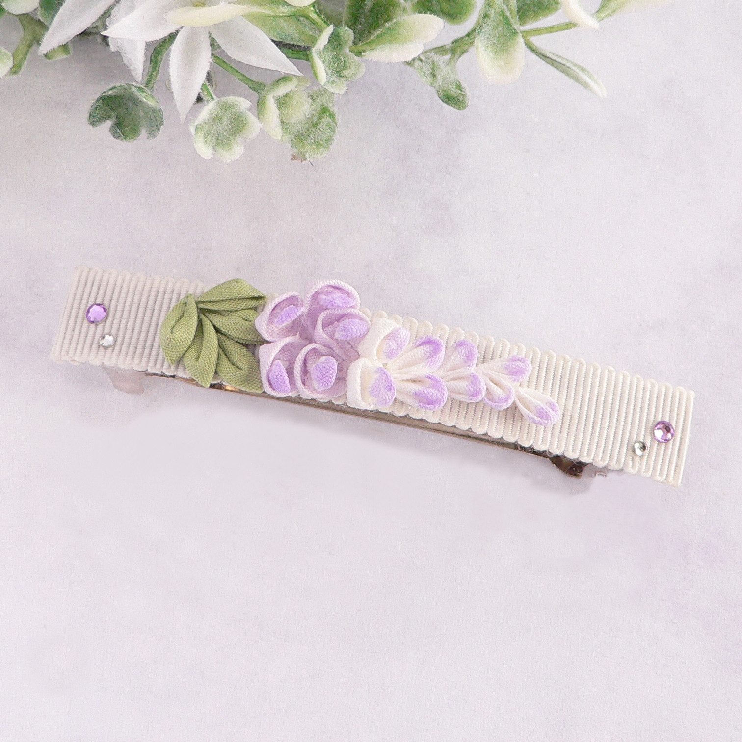 藤の花のバレッタ （ つまみ細工＊受注制作 ）