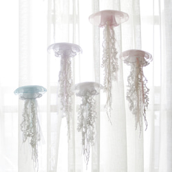 クラゲのモビール [ size:M / Blue ] (1pc) ｜北欧 インテリア 雑貨 アート 6枚目の画像