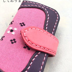 沖縄の織物とイタリアレザーの二つ折りキーケース　パープル×ピンク　（織物シリーズ） 9枚目の画像