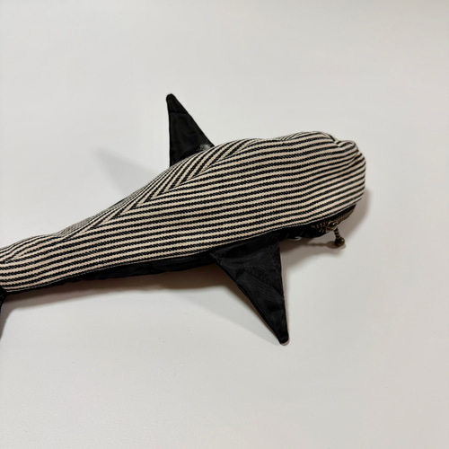 冬の贈り物にも♥かわいいクジラポーチ ペンケース・眼鏡ケースにも