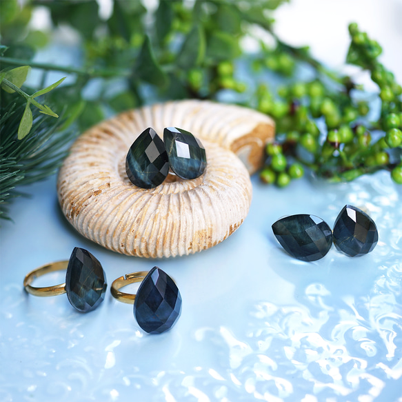 14KGFブルータイガーアイと水晶のピアス　～虎が雨 8枚目の画像