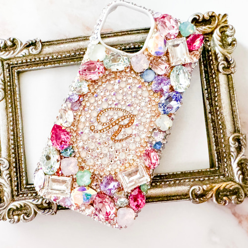 iPhone17pro,Max,16,15,14他スワロフスキーイニシャルビジュー