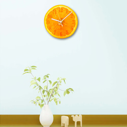 【掛け時計/置き時計】オレンジ（アクリル製） 2枚目の画像