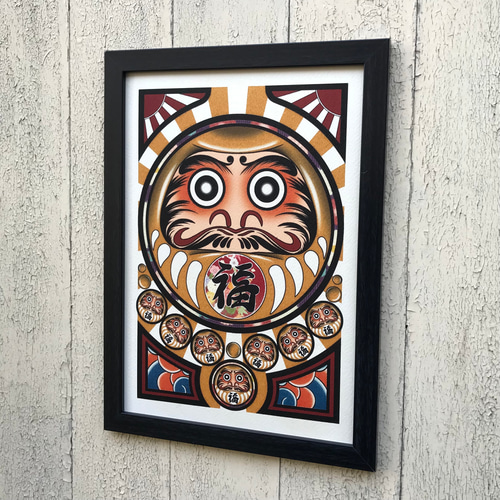 尾九 画 黄福ダルマ 七転び八起き A4サイズ フレーム付き