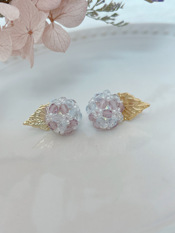 小さな紫陽花ピアス 紫陽花ハンドメイド2022 紫陽花ピアス 小さな紫陽花ピアス 紫陽花ハンドメイド2022 紫陽花ピアス