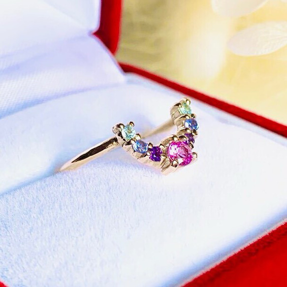 [再販] 10金・18金・プラチナ高品質ピンクサファイアと天然石の馬蹄ホースシューリング【セミオーダーメイド】 4枚目の画像