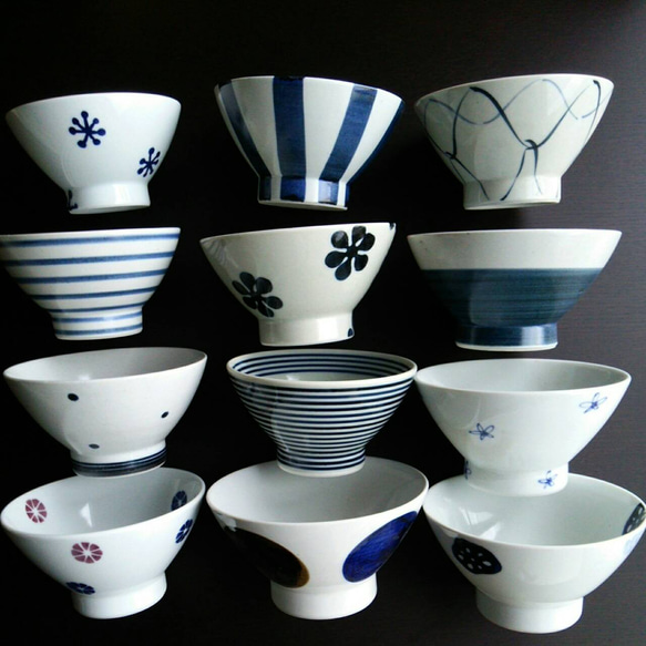【波佐見焼】和山　お茶碗　kurawanka碗　藍花 4枚目の画像