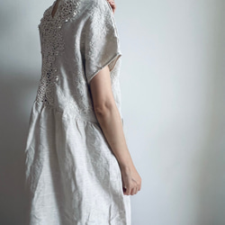 Vネックレースワンピース(生成) 6枚目の画像