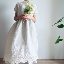 Vネックレースワンピース(生成) 4枚目の画像