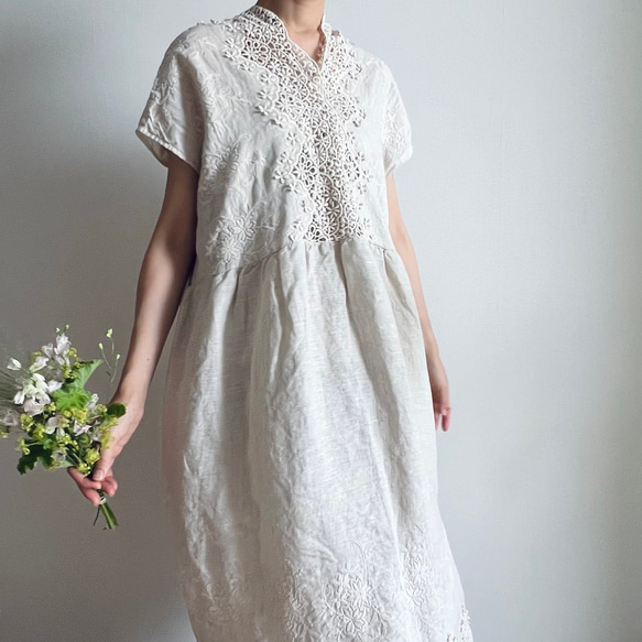 Vネックレースワンピース(生成) 17枚目の画像