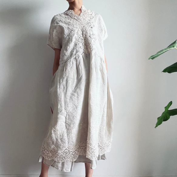 Vネックレースワンピース(生成) 15枚目の画像