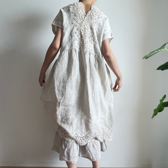 Vネックレースワンピース(生成) 14枚目の画像