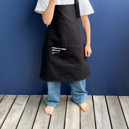 ブラック】ひとりで着れるシンプルなキッズエプロン 子供