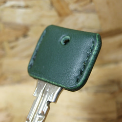 マットグリーンのキーカバー　 4枚目の画像