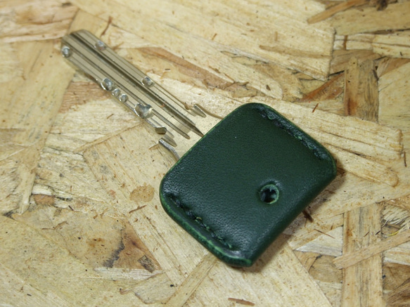 マットグリーンのキーカバー　 9枚目の画像