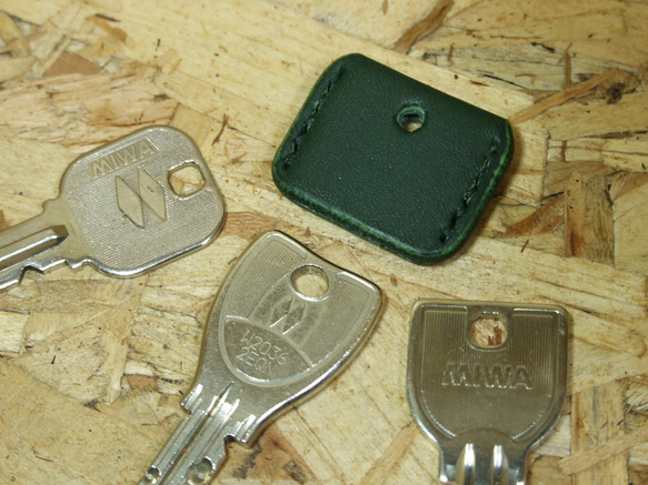 マットグリーンのキーカバー　 10枚目の画像