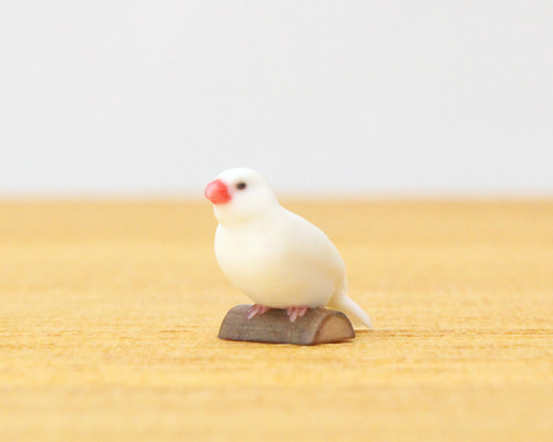 清水焼 文鳥 つがい フィギュリン 陶磁器 置物 飾り物 白文鳥 楽天市場】小鳥 置物 文鳥の通販