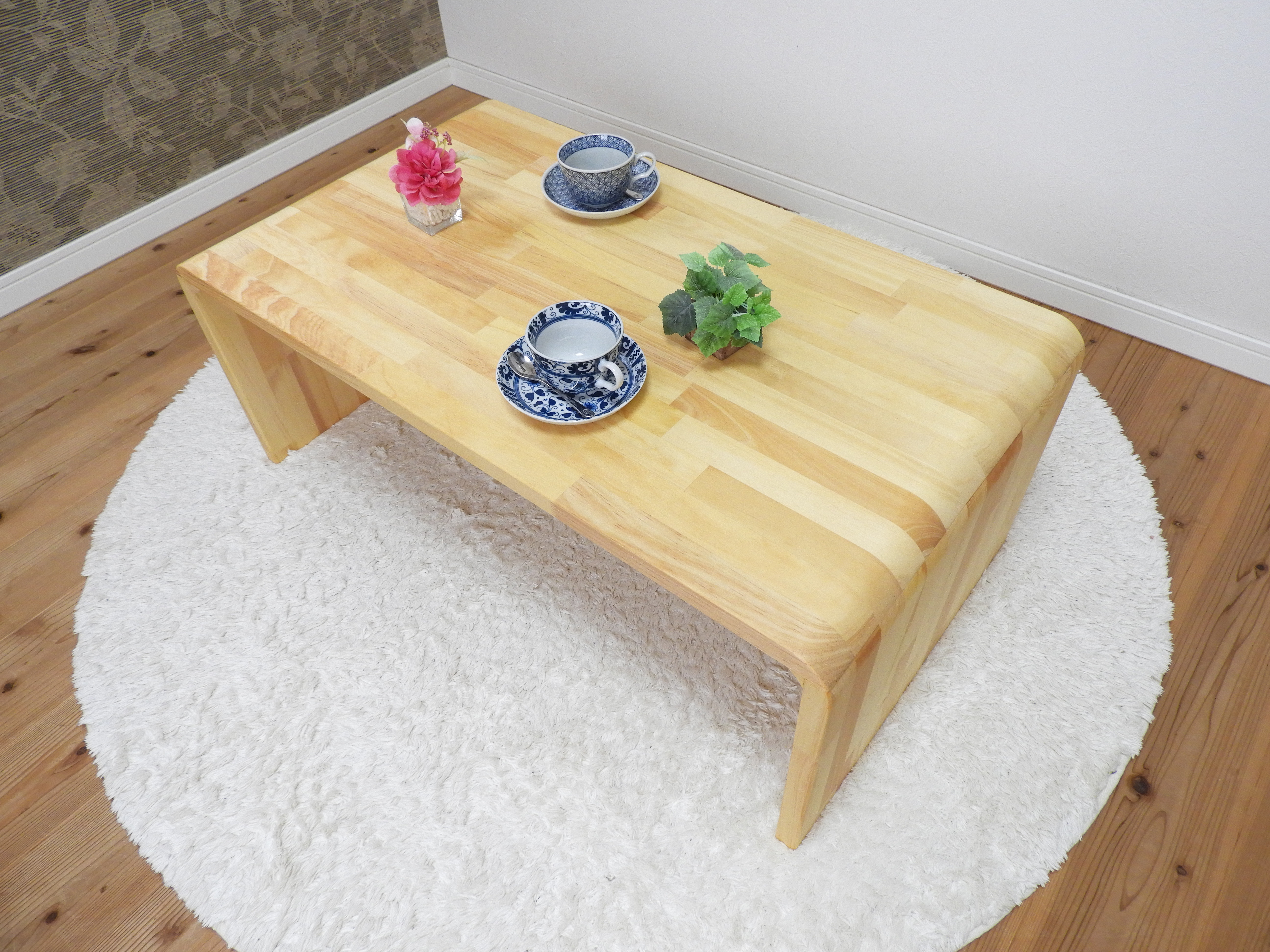まーるい角のローテーブル　折りたたみ式　木製　ナチュラル 子ども 安全 テーブル 狭い部屋 省スペース