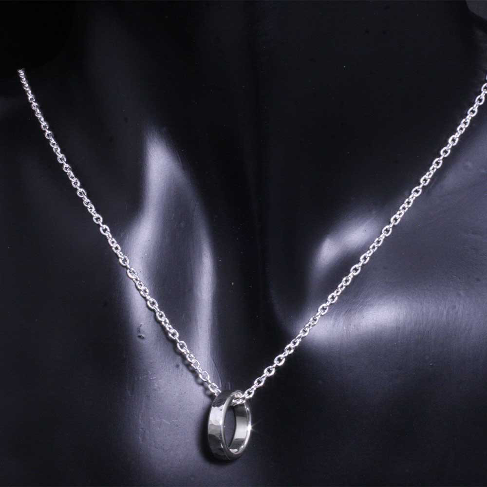 丸鎚目 ベビーリング 3mm幅:ペンダント ネックレス