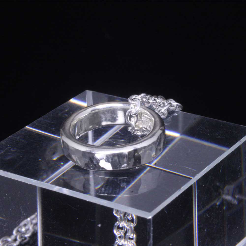 丸鎚目 ベビーリング 3mm幅:ペンダント ネックレス