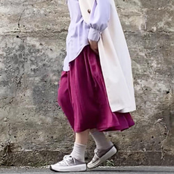 ワッシャーダブルガーゼのミモレ丈ギャザースカート シチリアンパープル 6枚目の画像