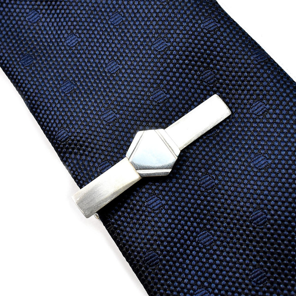 ベンゼン環 シルバー ネクタイピン ネクタイピン パッケージに入れてお届けいたします 春先はネクタイピンのご注文がとても多い時期です 在庫のある時期にお早目にご注文をご検討ください