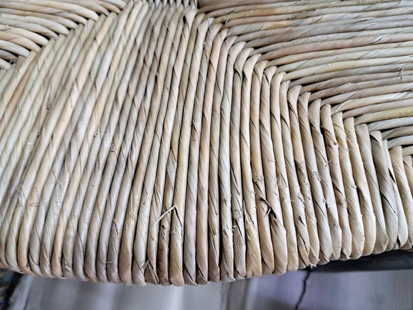 北欧スタイル チーク無垢材 バナナリーフ座面 スタイリッシュ チェア　cha075 9枚目の画像